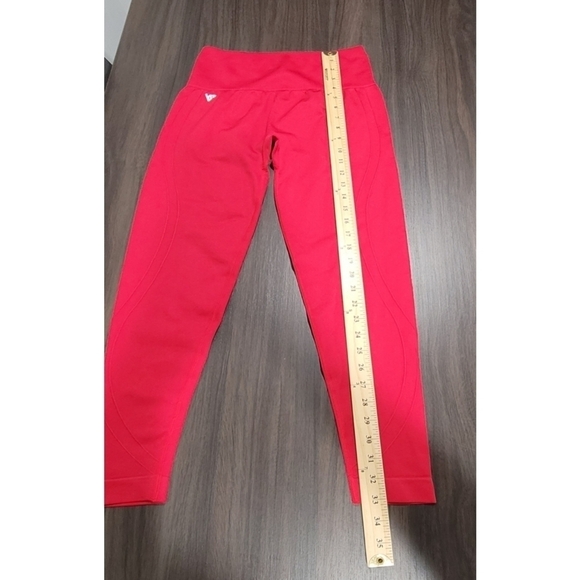 V Shred Seamless Flex Red Leggings Size Large - Picture 4 of 11